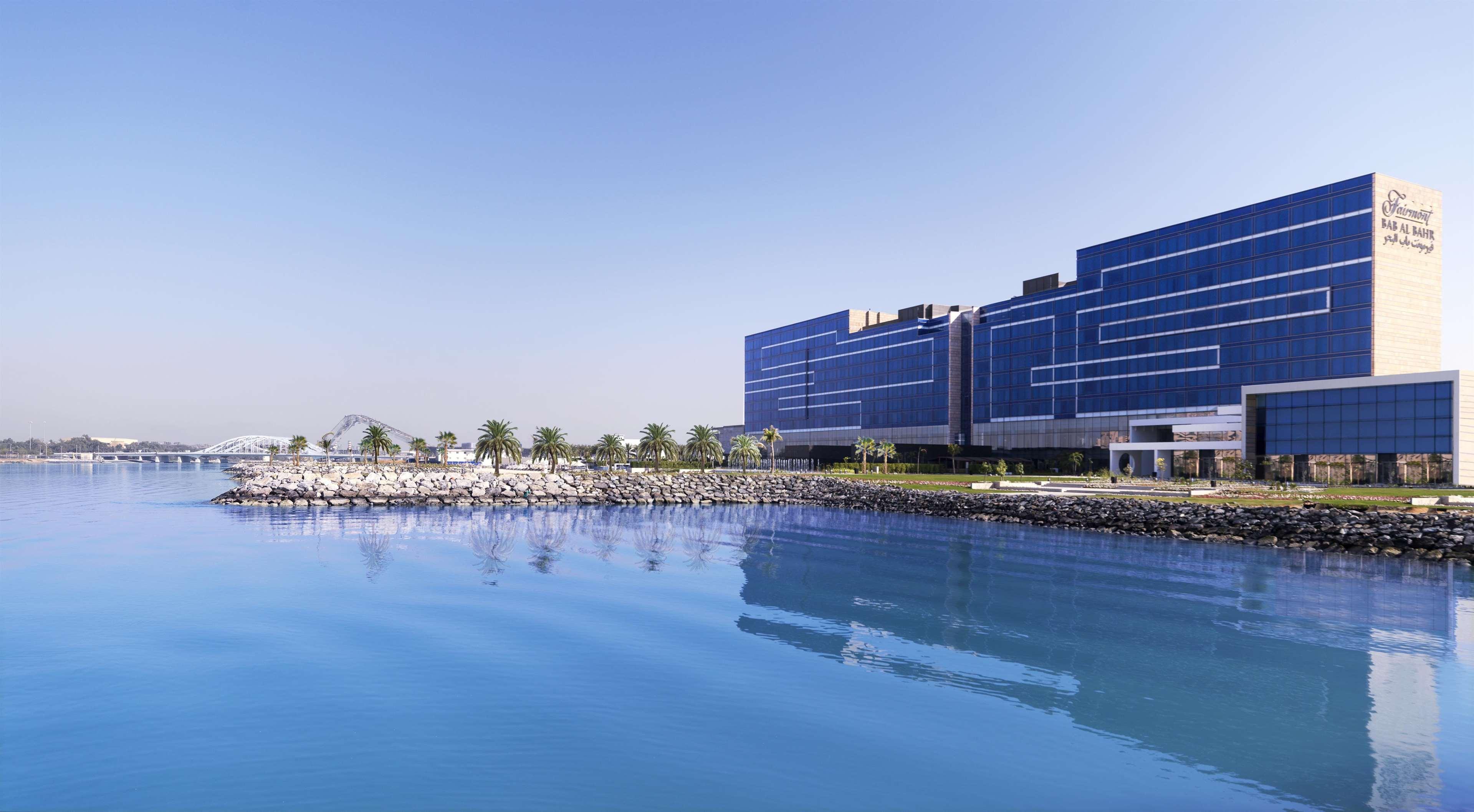 Fairmont Bab Al Bahr Hotel Abu Dhabi Exterior foto The Ritz-Carlton, DIFC